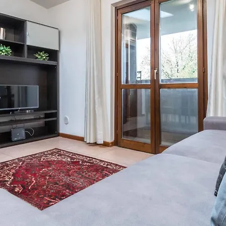 Apartment Altido Quiet Modern Near Parks