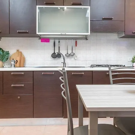 Altido Quiet Modern Near Parks Apartment