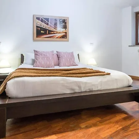 Altido Quiet Modern Near Parks Apartment