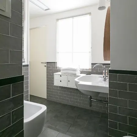 Apartment Via Alessandro Tadino By Onefinestay