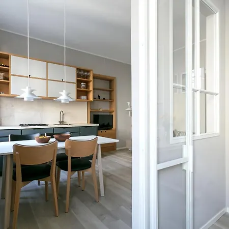Apartment Via Alessandro Tadino By Onefinestay Milan
