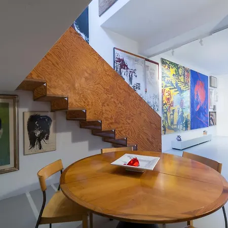 J3 Luxury Loft شقة ميلان