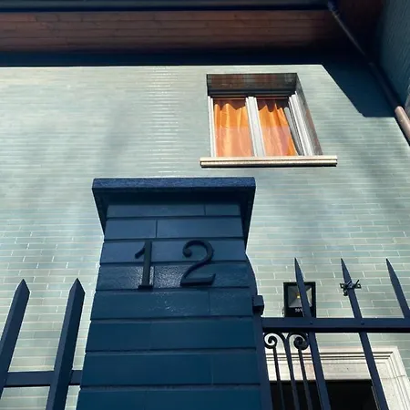 Hightown * Milan