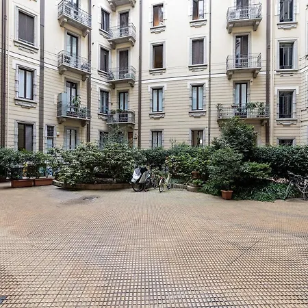 Appartamento Chic With Terrace Milano