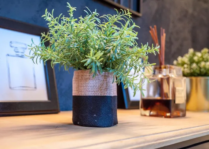 Konukevi Bed Linate 4*