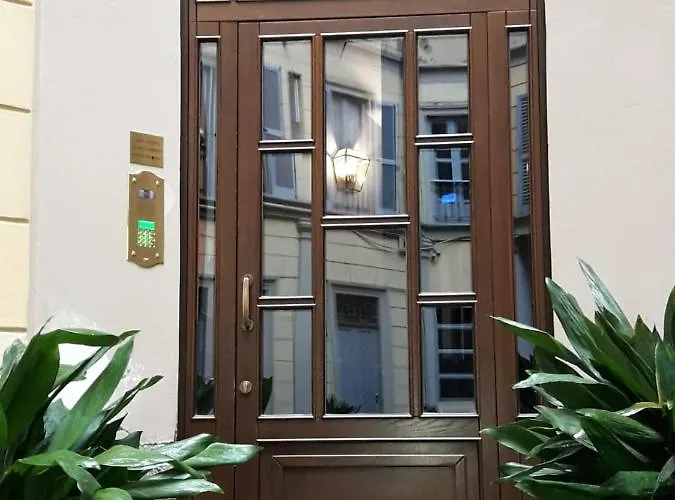 Tricolore Bed & Breakfast 4*