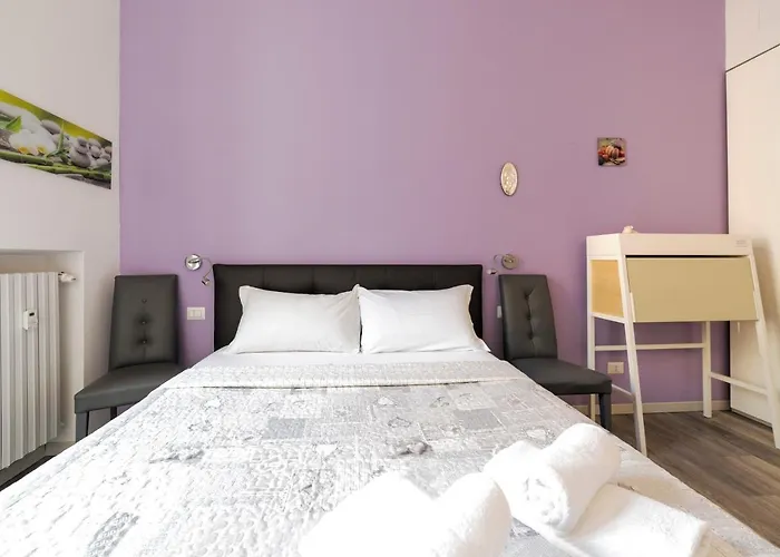 Guesthost - Lovely Near Piazza Firenze! Appartement