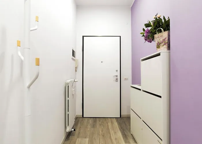 Guesthost - Lovely Near Piazza Firenze! Appartement