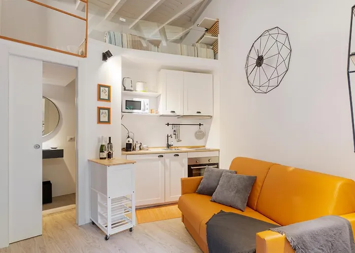 Guesthost - Comfy In Isola * Milan