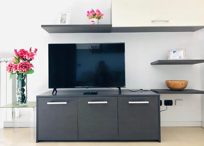 Stepandgo Navigli * מילאנו