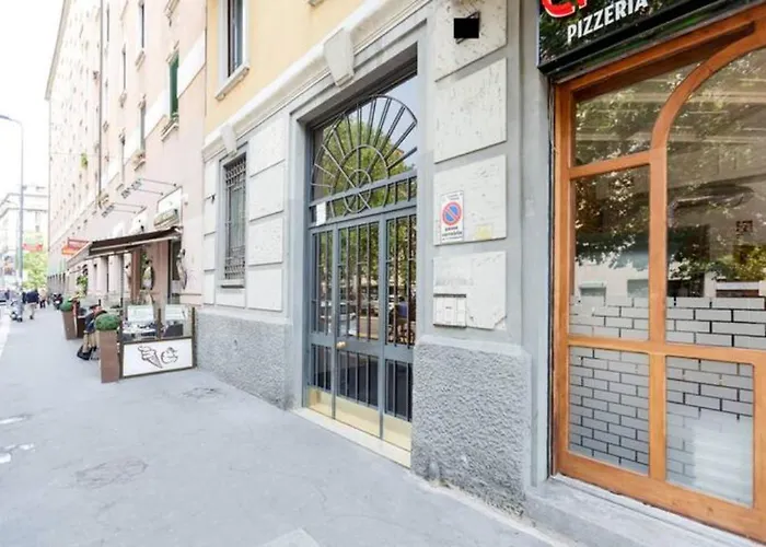 Guesthost - Viale Umbria White & Cosy