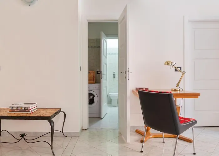 Guesthost - Stazione Cozy And Functional Flat Милан