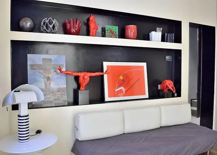 Youhosty - Del Lauro 6 Apartament