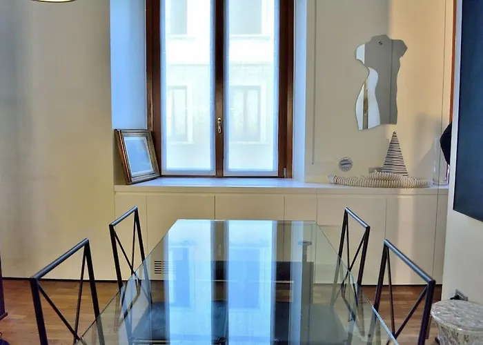 Youhosty - Del Lauro 6 Apartament Mediolan