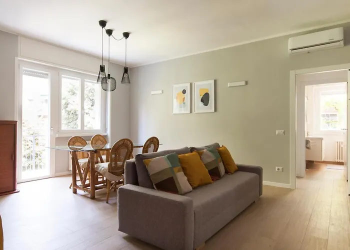 Youhosty - Solari 43 *