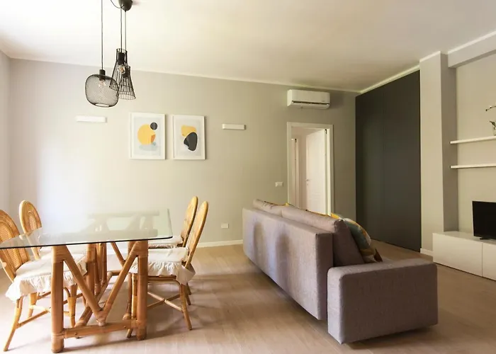 Youhosty - Solari 43 Apartment *