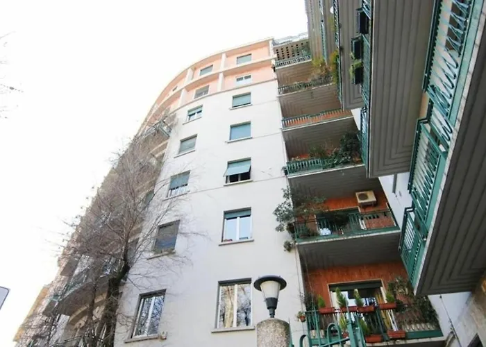 Conca Del Naviglio By Halldis