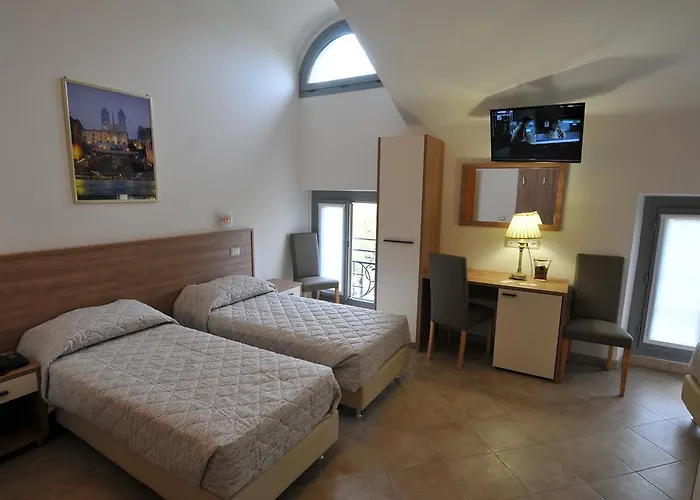 Otel Montecarlo
