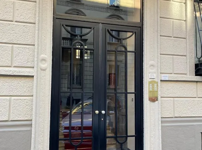 Lacaralele1 * 밀라노