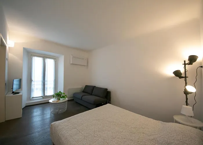Hostmate - Milano- Savona - Tortona Апартаменты *