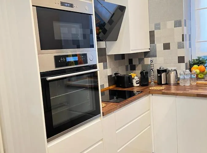 Monem's House Portello