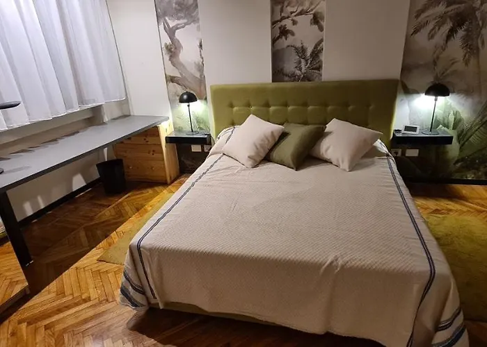 Exclusive Floor 2-bedroom Flat Apartmán *