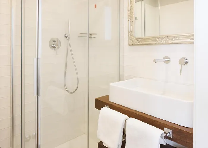 Antica Leonardo Hotel 3*