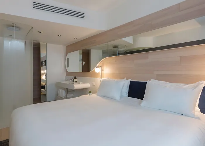 מלון Voco Milan-fiere By Ihg 4*