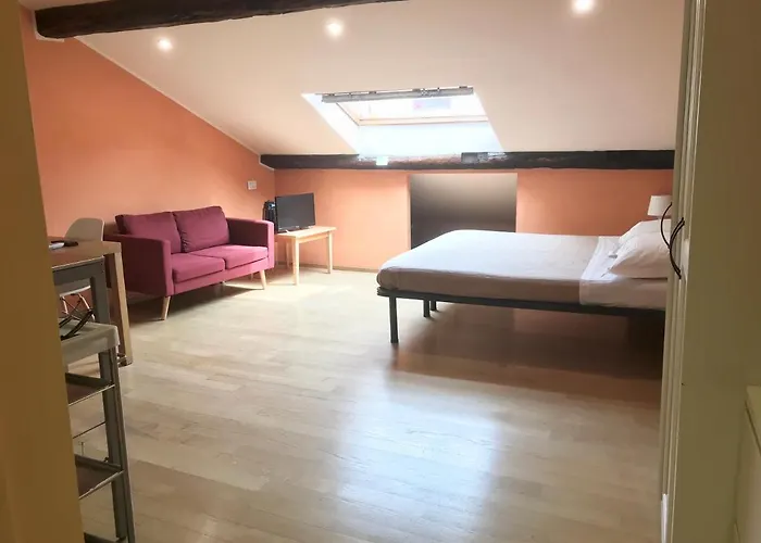 Apartment Casa Cairoli Milan