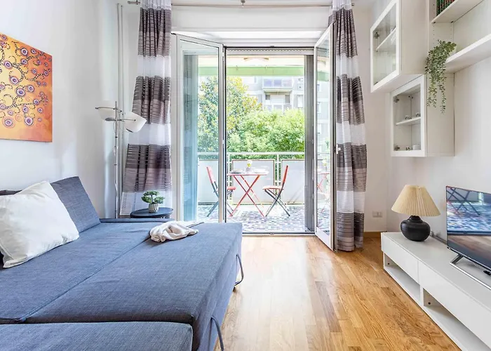 Joivy Adorable Flat With Balcony Апартаменты Милан