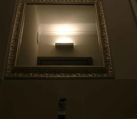 Zuretti 61 Nocleg ze śniadaniem Mediolan