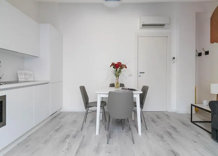 Italianway Easy - Commenda 35 Lägenhet Milano