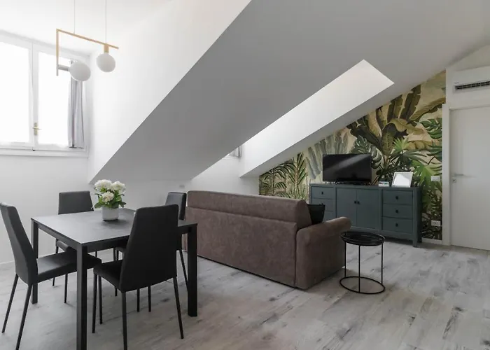 Italianway Easy - Commenda 35 Lägenhet *