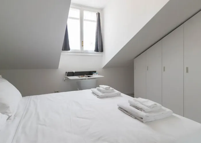 Lägenhet Italianway Easy - Commenda 35 *