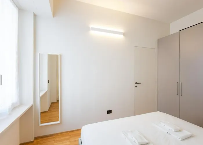 Easylife - - Crocetta 2 P1s - Porta Romana * Milán