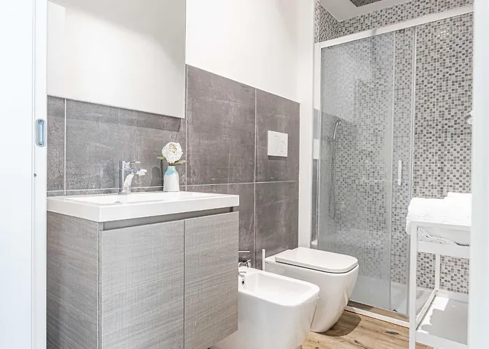 Luxnest I Porta Nuova - Via Pirelli * Milano