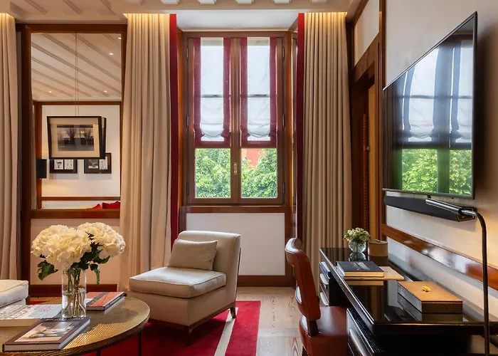 Portrait - Lungarno Collection 5*