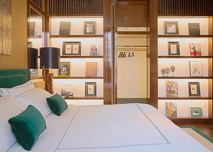 Portrait - Lungarno Collection 5* Mailand