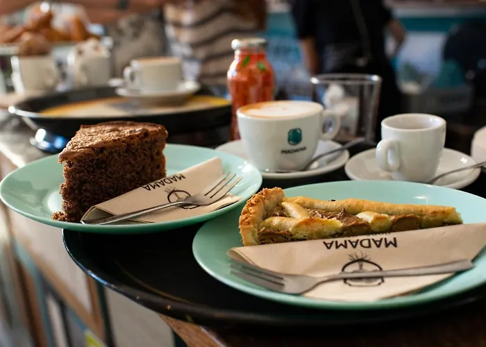 Vandrarhem Madama & Bistrot *