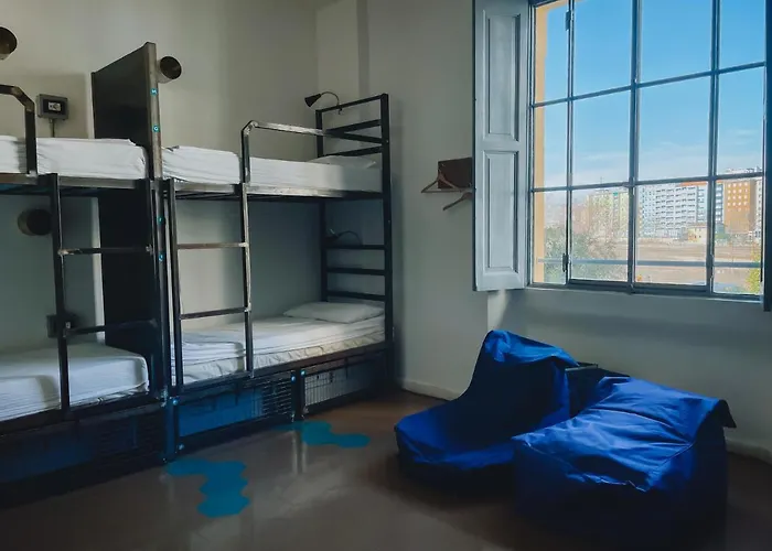 Vandrarhem Madama & Bistrot *