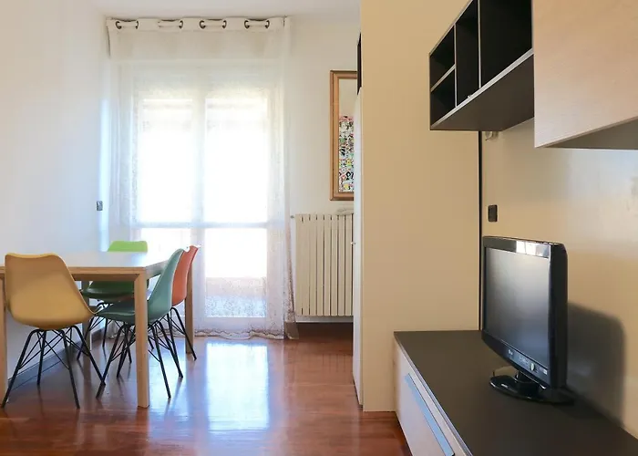 아파트 Happy Flat With Terrace *