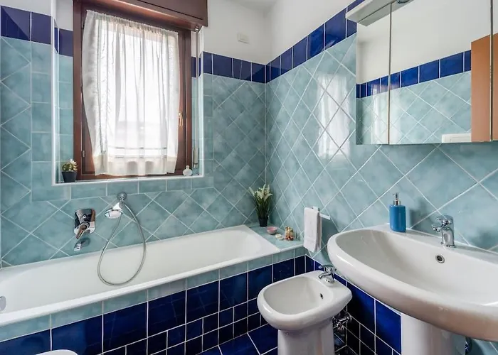 Navigli-duomo Big House With Free Parking • Top! Apartamento Milán