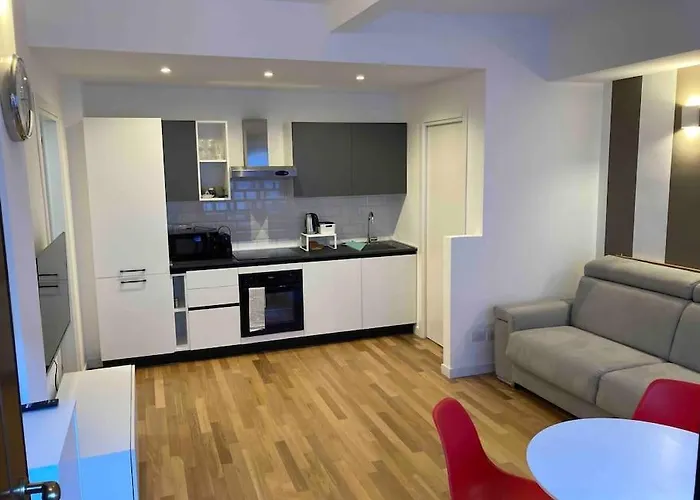 Casa de Férias Bilocale Zona Bocconi-navigli Milão