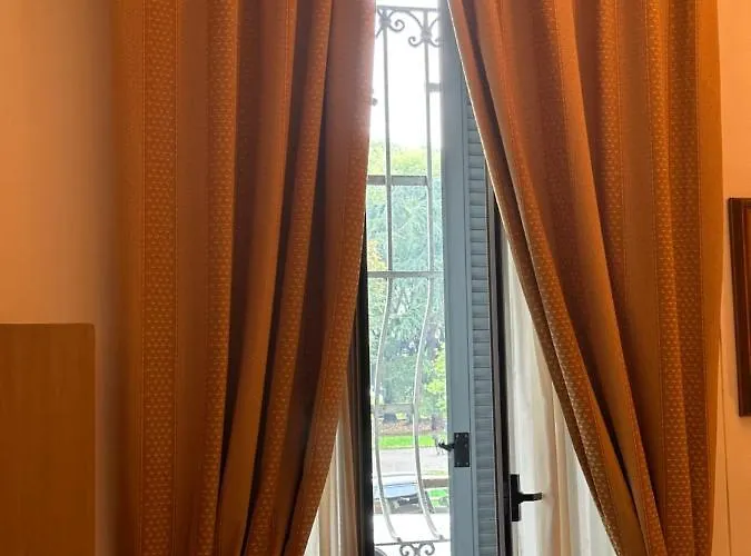 阿斯普罗蒙特酒店