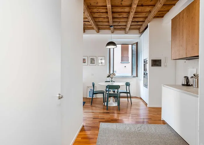 Easylife - - Mora 2 - Ticinese *