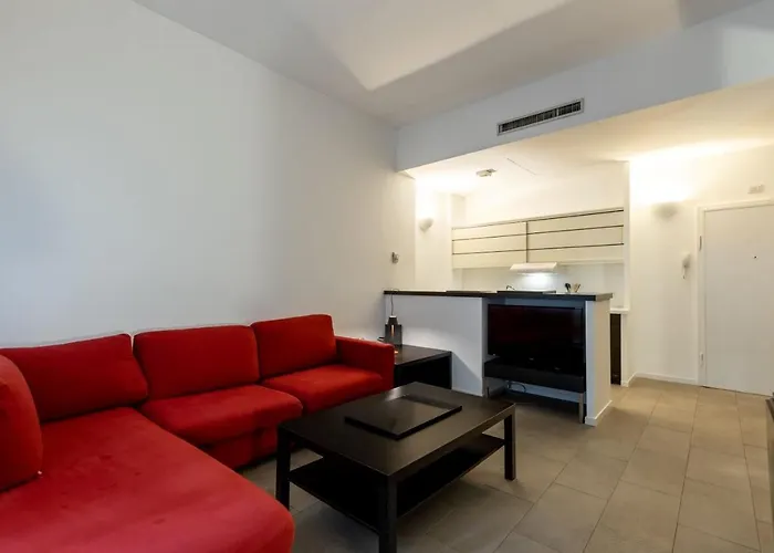 Apartment In Brera-fatebenefratelli-porta Nuova-milano