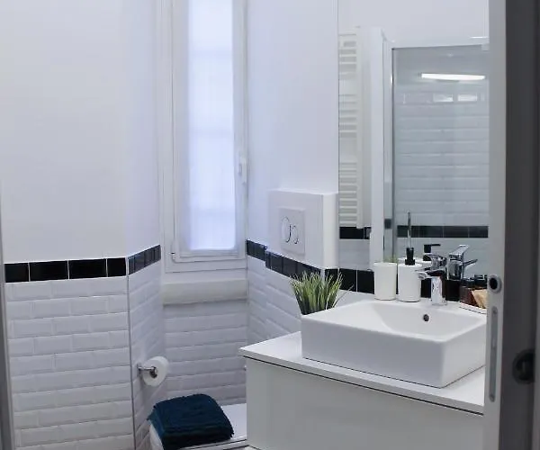شقة Yr Citta Studi - Modern Loft, 3 Min Walk To Duomo Bus ميلان