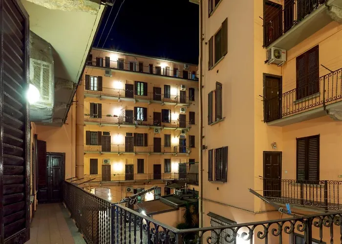 Porta Venezia • Duomo Wi-fi • Netflix • Metro Apartmán *