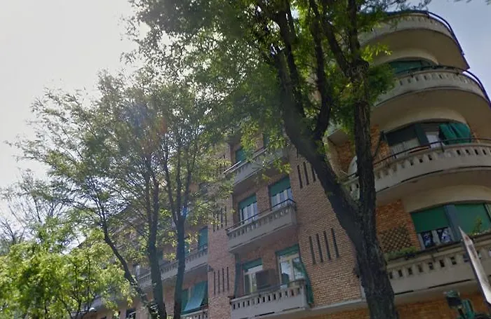 Апартаменты In Town *