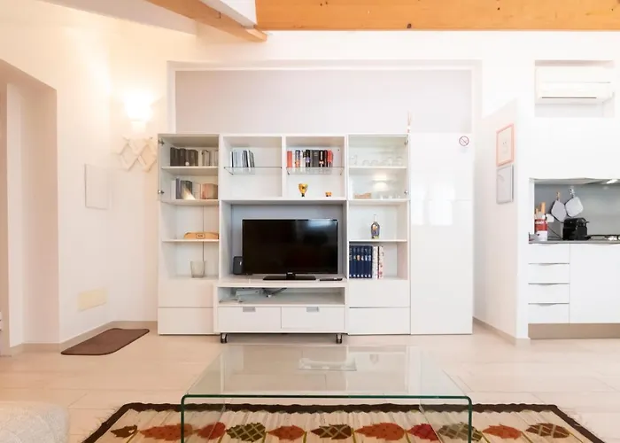 Apartmán Mansarda Cola *